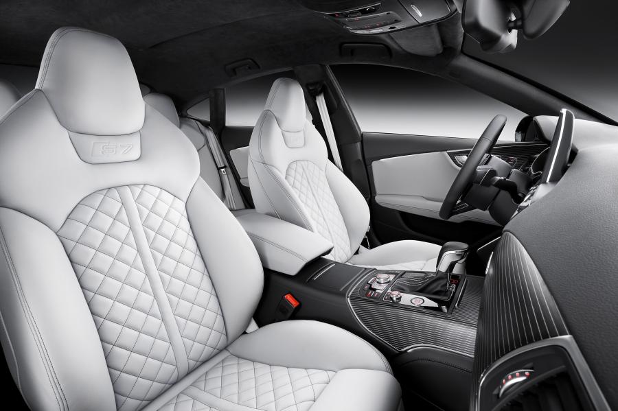 Интерьер Audi S7 Sportback 2014 года  (WW) (фото 14 из 14)